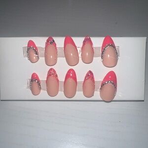Chic Pink and Cream Press-On Nails with Glossy Finish